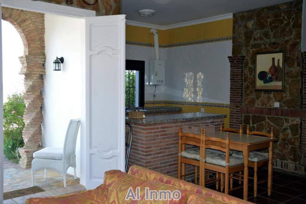 Las Palmeras - Ein Stueck Vom Paradies - Behagliches Haus Mit Pool Algodonales Eksteriør billede